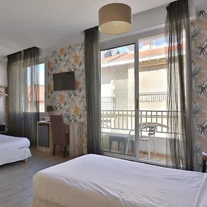 Marbella 3*, Biarritz França