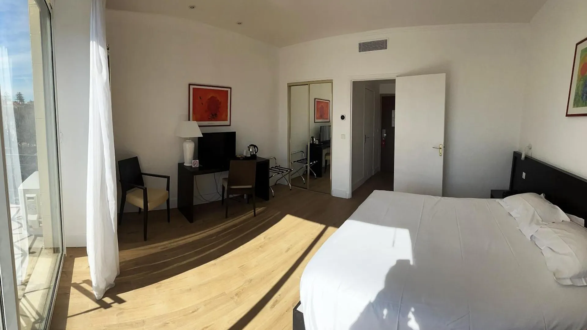 Hotel Carlton Nice, Fully Renovated 3*, Nice Frankrike