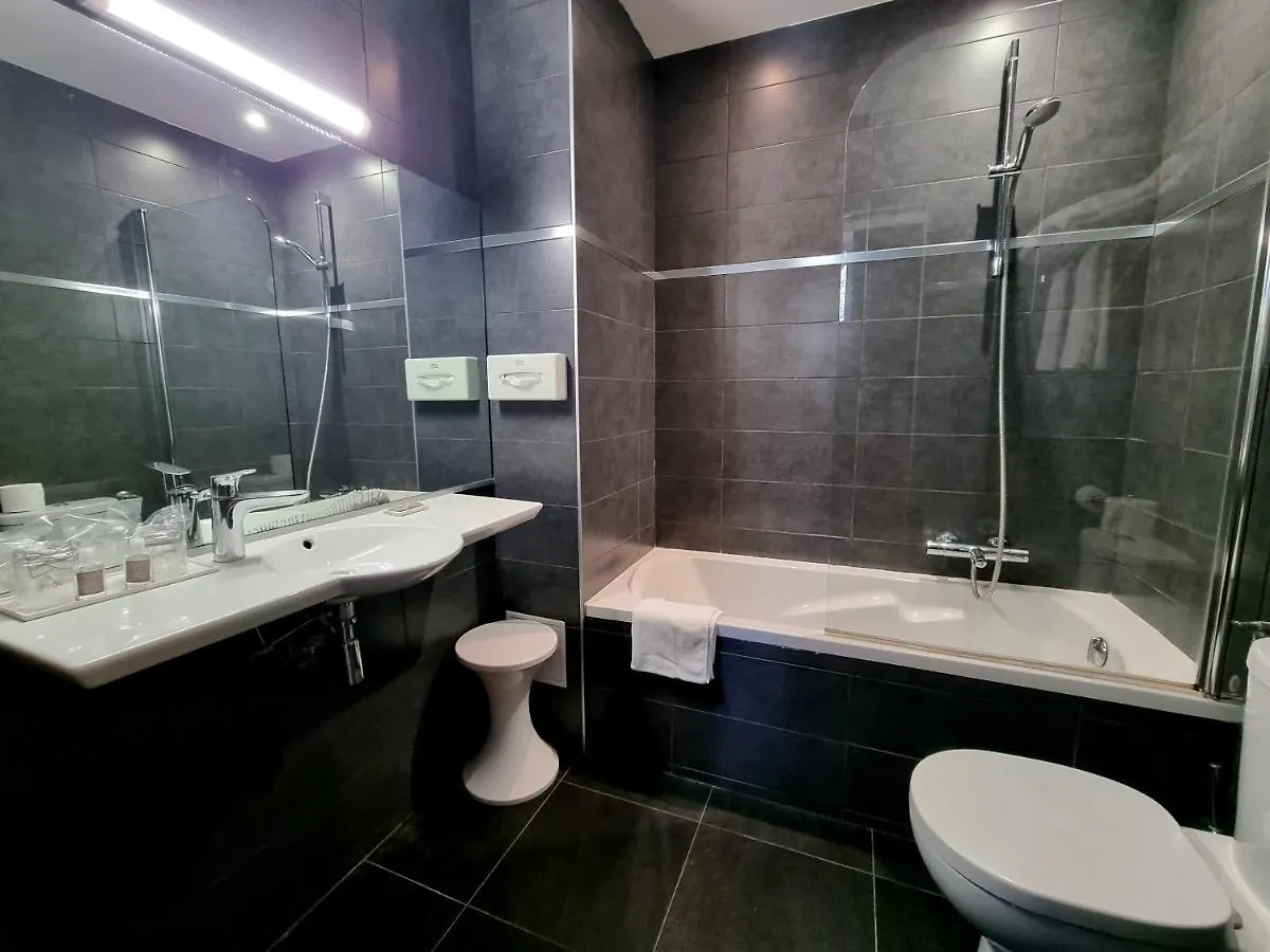 Hotel Carlton Nice, Fully Renovated 3*, Nice France