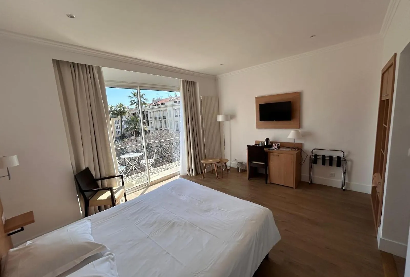 Hotel Carlton Nice, Fully Renovated 3*, Nice France